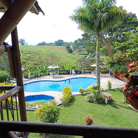 Finca Hotel Palmas Frente A Panaca 金巴亚 外观 照片