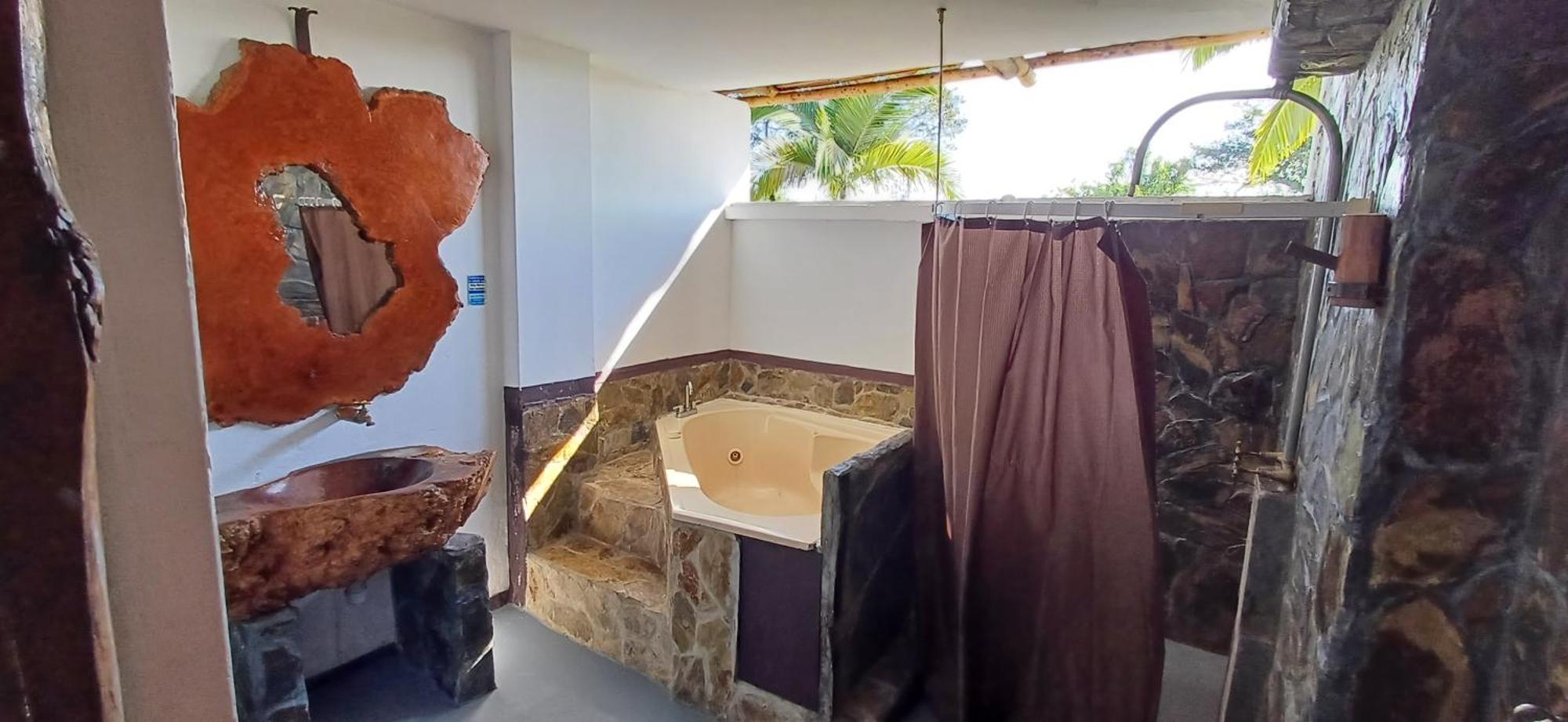 Finca Hotel Palmas Frente A Panaca 金巴亚 外观 照片