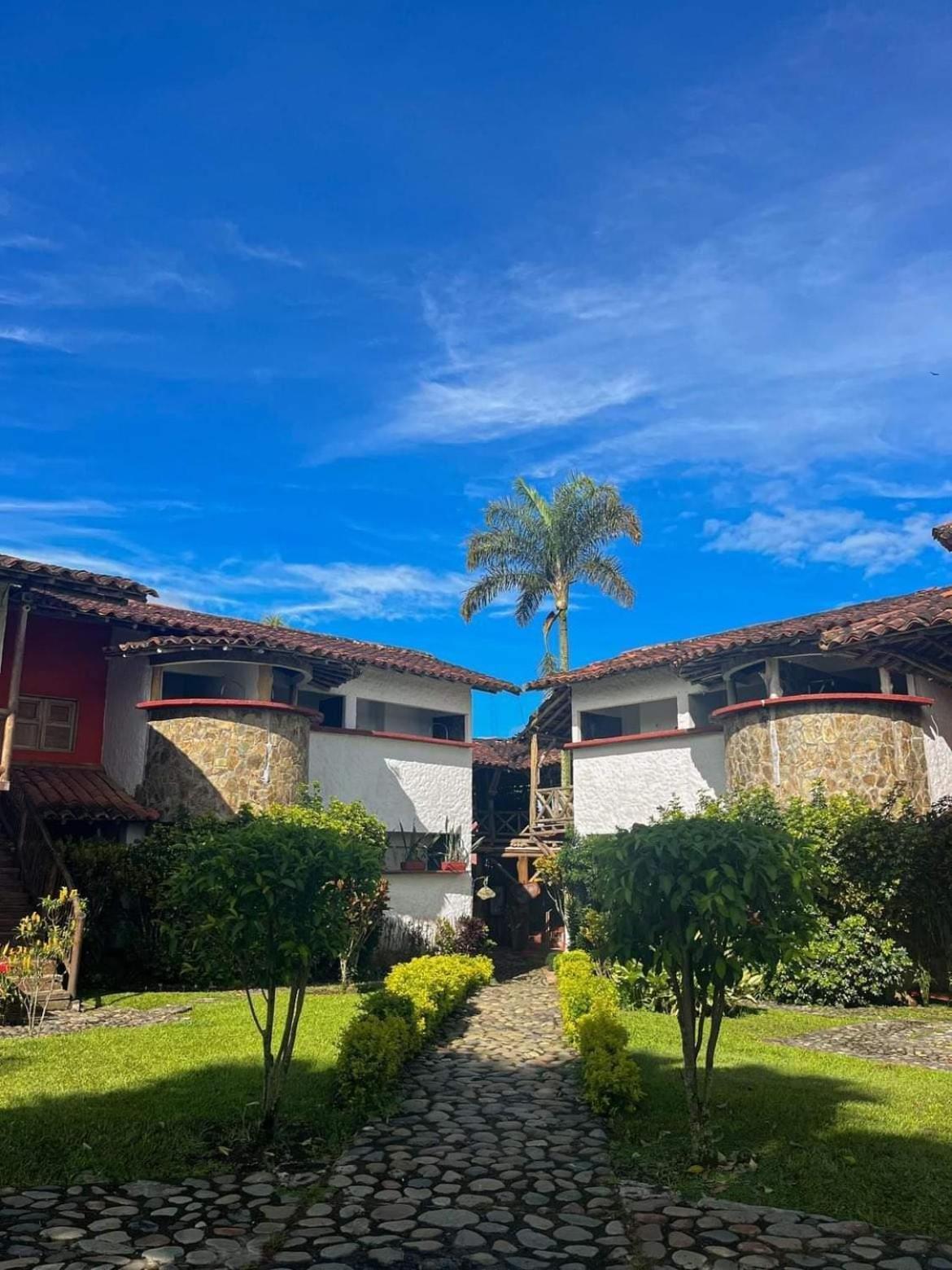 Finca Hotel Palmas Frente A Panaca 金巴亚 外观 照片